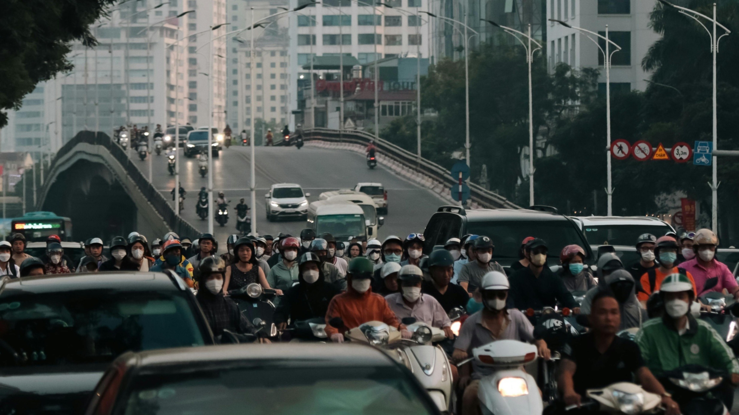 Implementing The Gas Motorbike Ban: Lessons From Abroad, Applied Locally