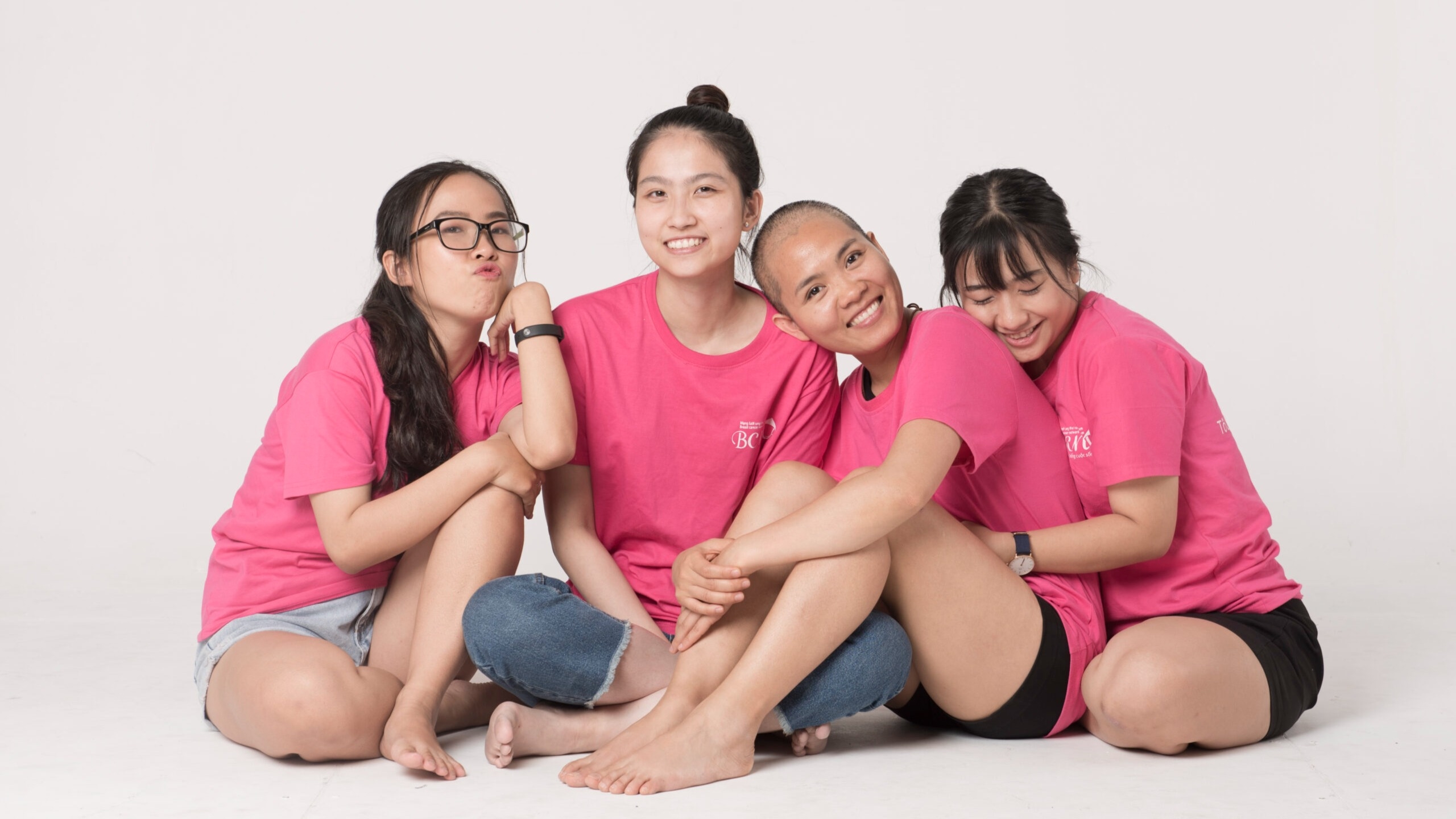 Self Love Share Love: Cách yêu mình trước khi yêu người