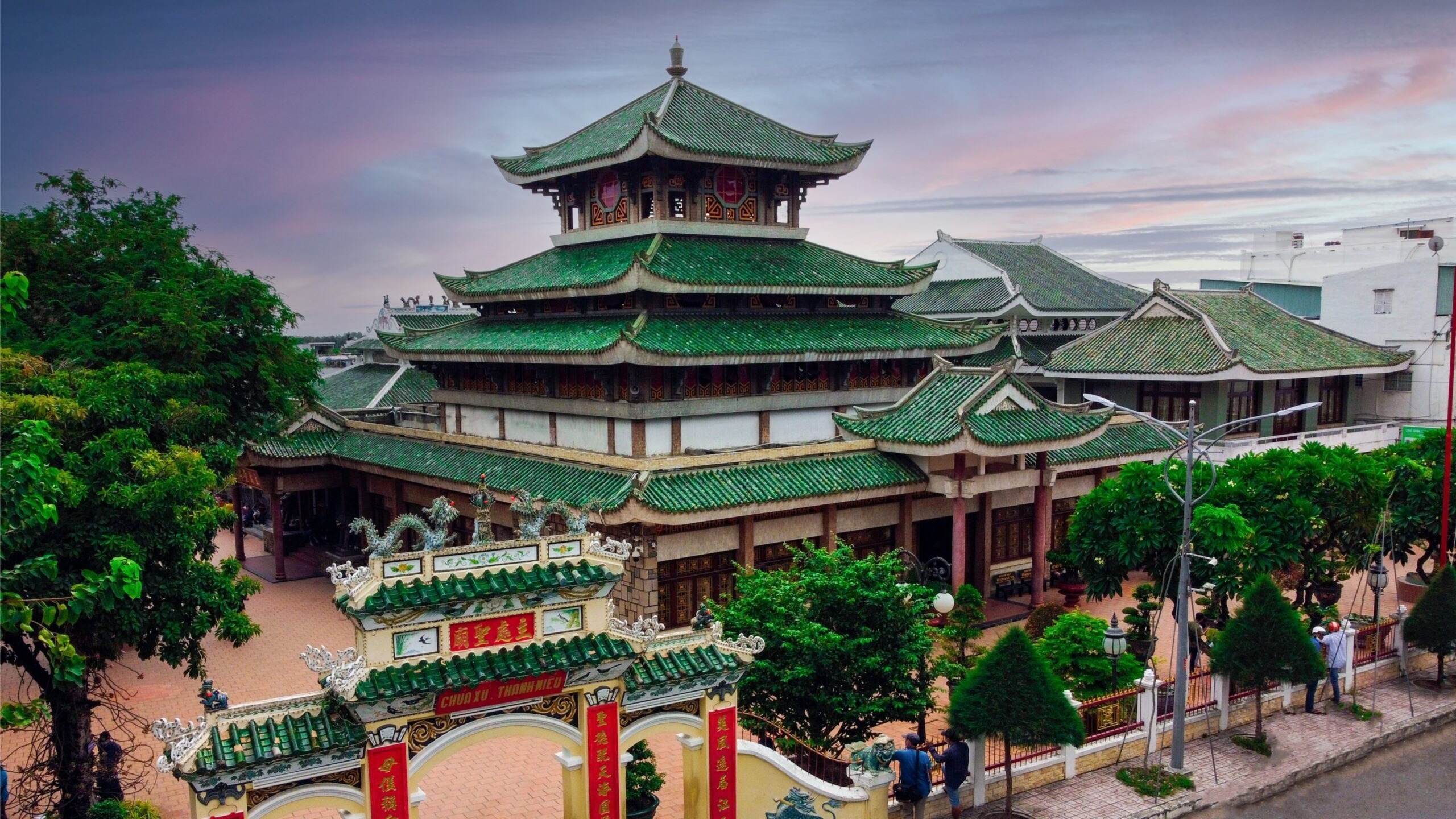 A Temple Of Answers: The Living Faith Behind Bà Chúa Xứ Worship