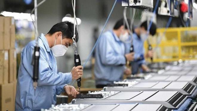 Vietnam Was Once Among The World’s Top 20 For Working Hours. Could That Change? 