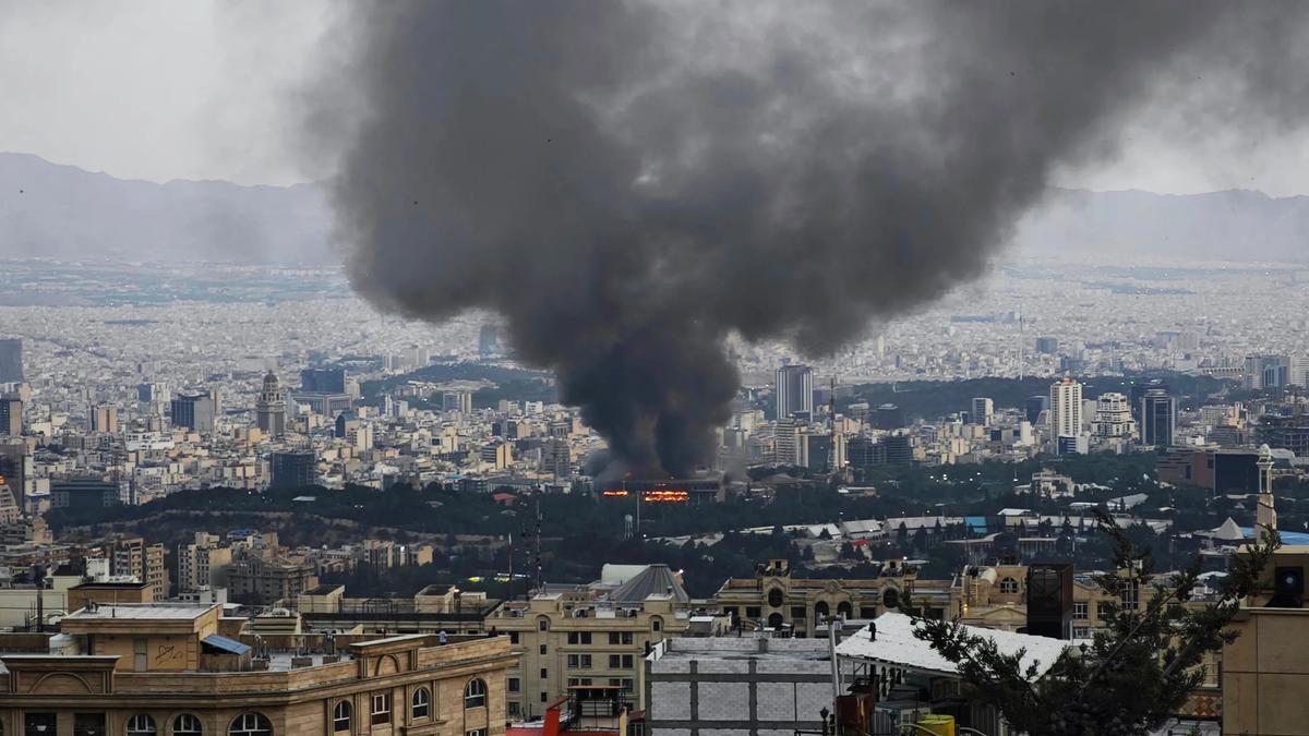 “Mưa đen” và những nguy cơ môi trường mà Iran và cả thế giới đang hứng chịu