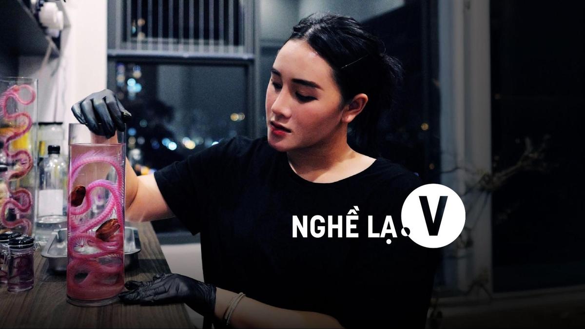 Đi tìm vẻ đẹp từ cái chết với nghề làm tiêu bản nhuộm xương cùng Sally Trần