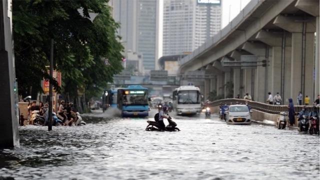 Hanoi Commits $216 Million To Flood Control Projects In 2026