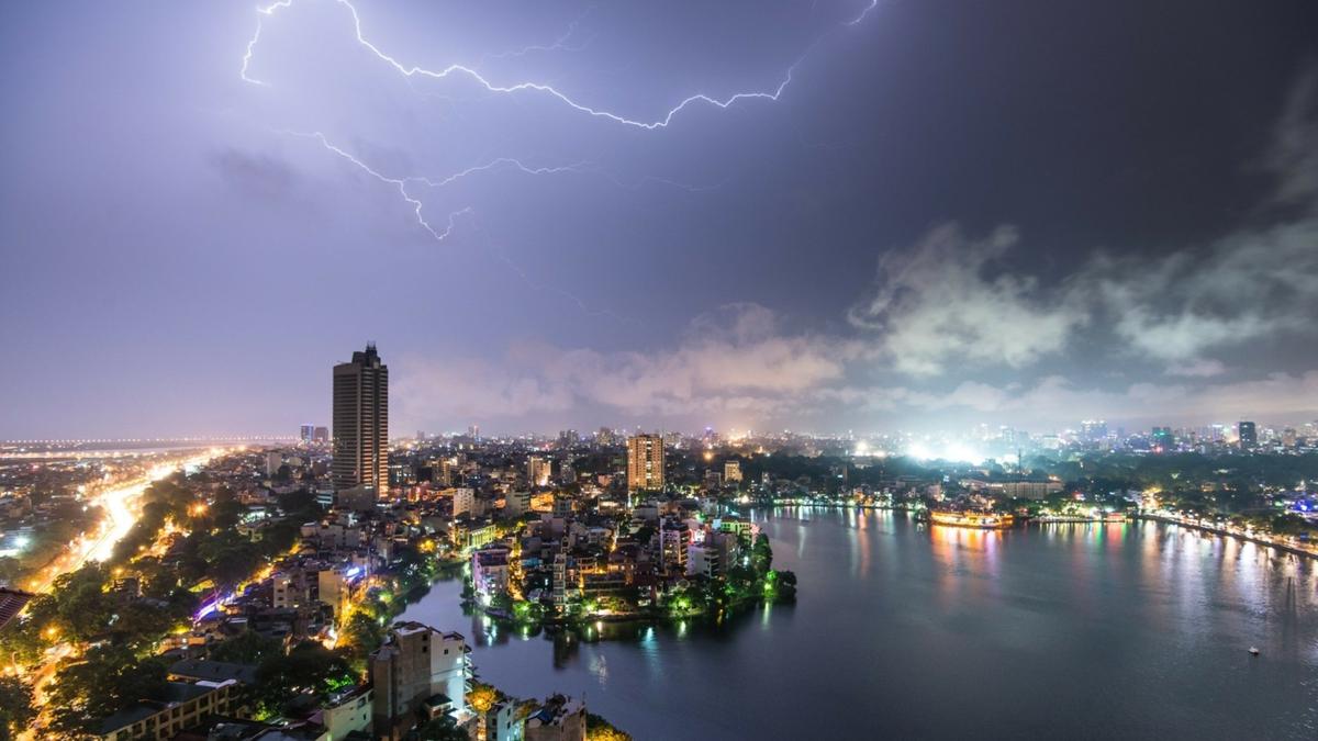 New Climate Report Ranks Hanoi Among World’s Most Vulnerable Cities: What It Means For Vietnam?