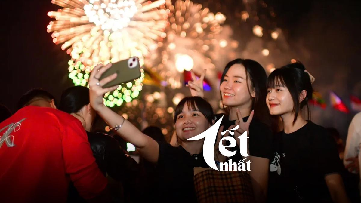 Xốn xang trước Tết bao nhiêu, sau Giao thừa sao lại hụt hẫng bấy nhiêu?