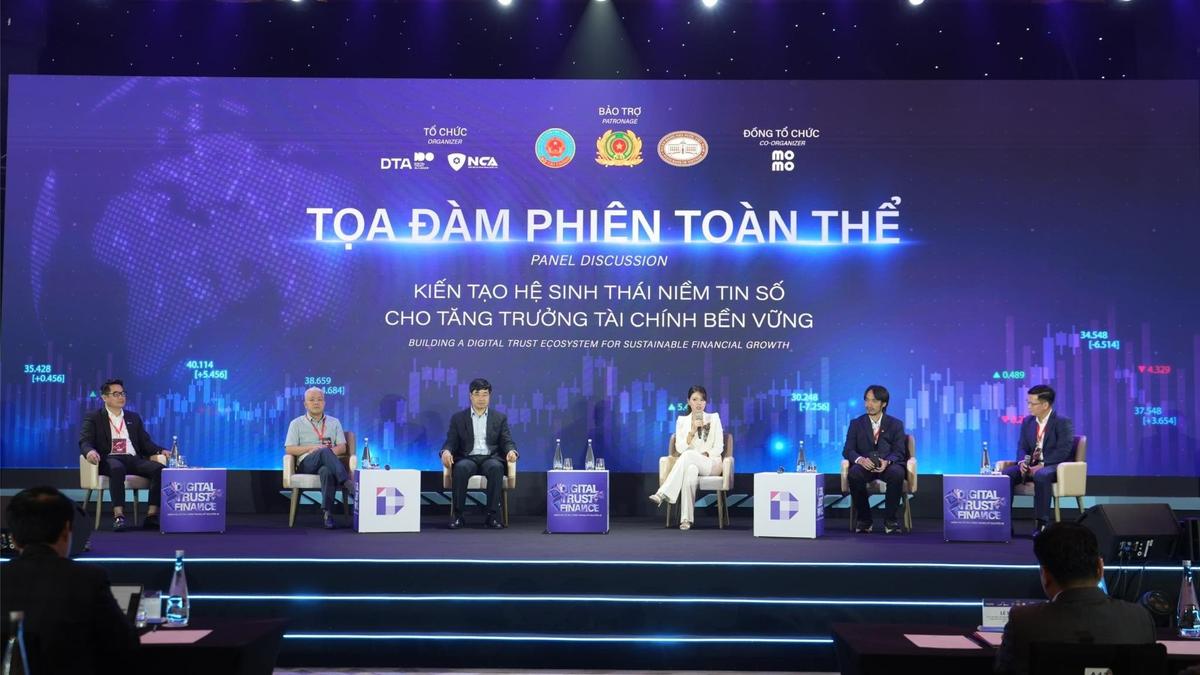 Việt Nam mở đường cho thị trường crypto, VinFast tái cấu trúc mạnh tay để tăng tốc toàn cầu