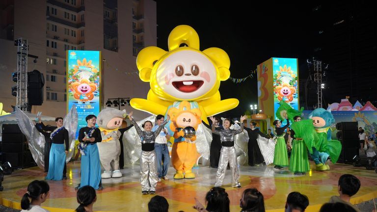 Sân khấu Ban Mai đánh thức rung cảm qua lăng kính kịch nghệ tại Sundate Festival 