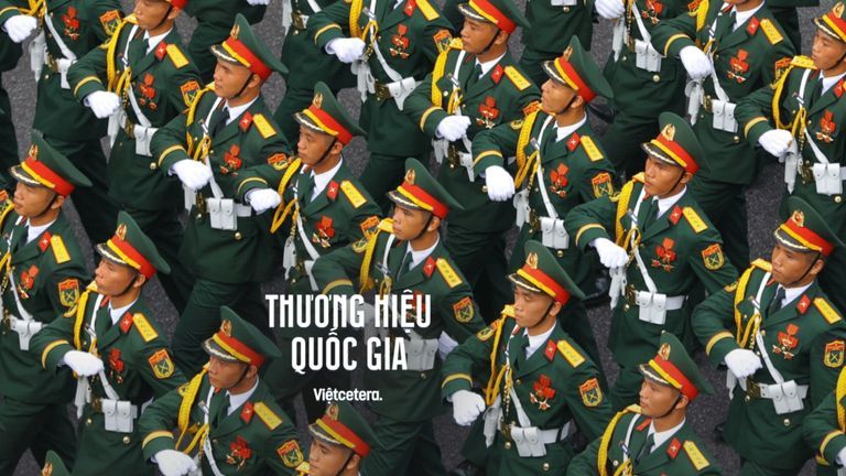 “...Muôn thu sau lưu tiếng anh hào...”