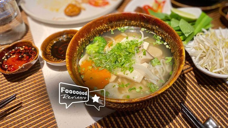 Their Phở Ngũ Sắc tastes just like a real phở! | Source: Lien Sterkens