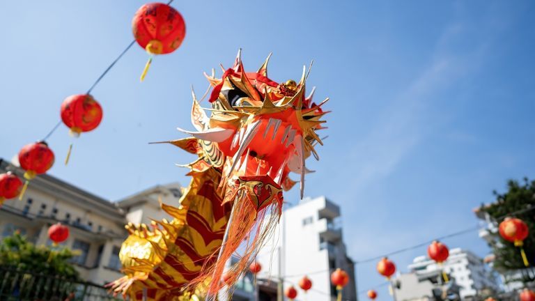 The Ministry of Labor, Invalids, and Social Affairs (MoLISA) officially announced the public holidays for the Year of the Dragon, which include about 17 days. | Source: Shutterstock