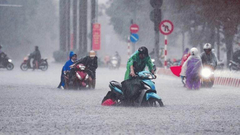 A late start to storm season can make travel feel calmer than it really is; in Vietnam, one slow-moving system can still disrupt a whole itinerary. | Nguồn: VnExpress International