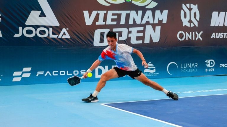 Pickleball has quickly evolved from a foreign import into a new social ritual in Vietnam, bringing together players across generations. | Source: Pickleballplus.vn