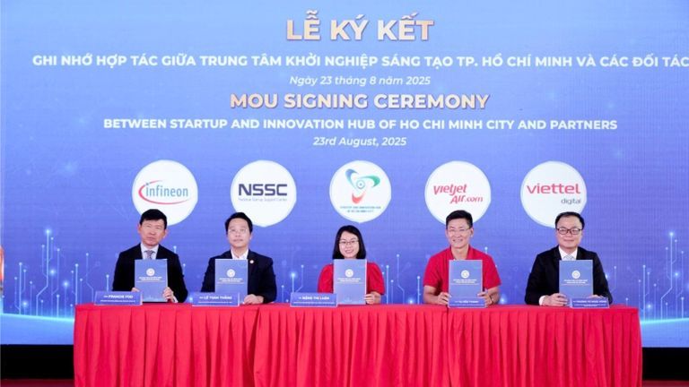 Startup Flight Takes Off: Vietjet Connects Vietnam and India’s Innovation Hubs