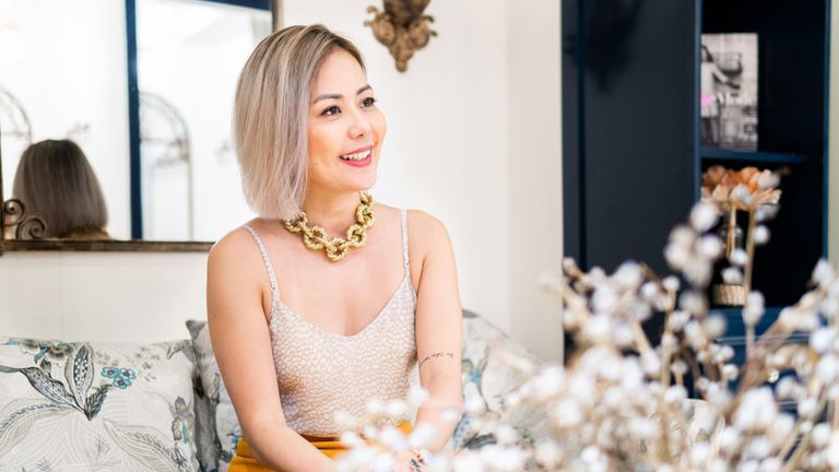 Style coach Bùi Việt Hà bền bỉ trên hành trình định hướng phong cách cá nhân 