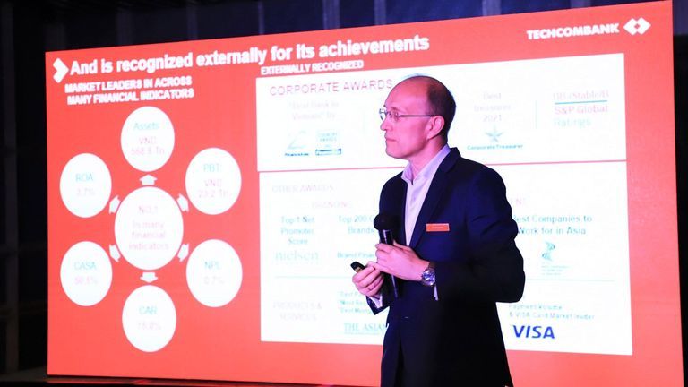 Techcombank thu hút nhân tài quốc tế về Việt Nam