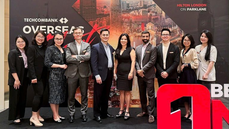 Overseas Talent Roadshow 2024: Techcombank thành công thu hút nhân tài quốc tế tại Singapore và Vương quốc Anh