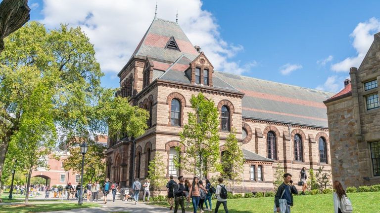 Two Ivy League Universities Offer Vietnamese Language Courses For The First Time