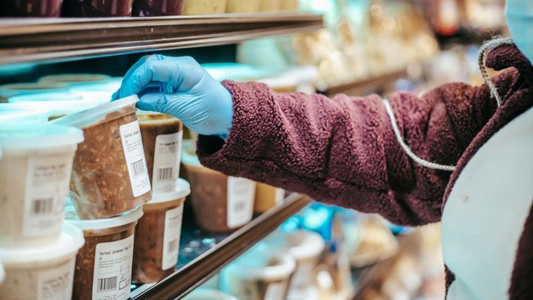 Vài cách giúp ba mẹ tỉnh táo giữa ma trận nhãn mác