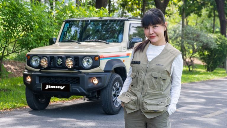 Với chị Hiền, chiếc xe Suzuki Jimny không chỉ là phương tiện đi lại mà còn là phụ kiện thể hiện cá tính của riêng chủ sở hữu. | Nguồn: Nhân vật cung cấp