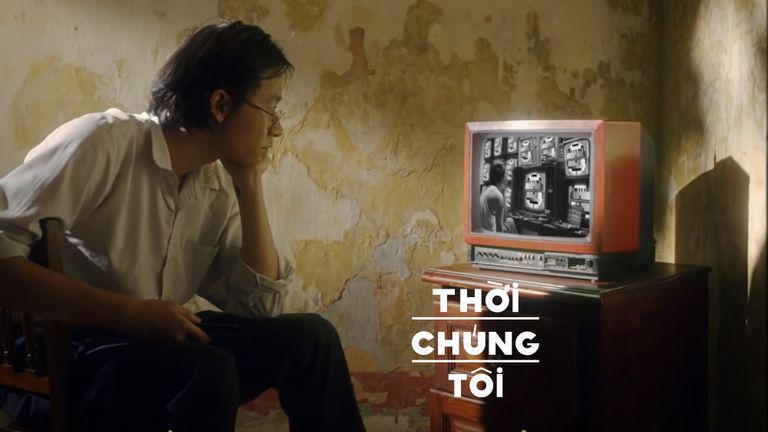 Nguồn: Music video Chuyển Kênh của Ngọt