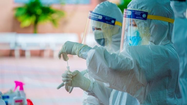 Vietnam Detects First Community-Transmitted Omicron Cases