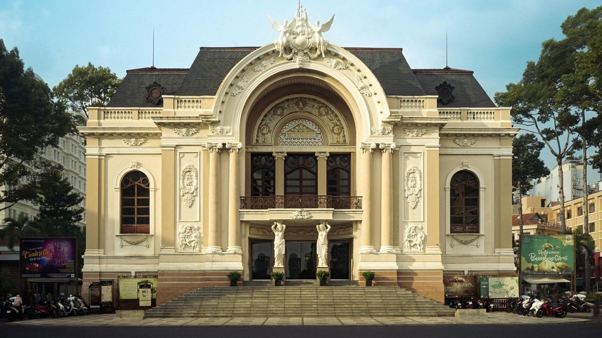 The Saigon Opera House : A History Of One Of HCMC's Most Iconic Monuments.