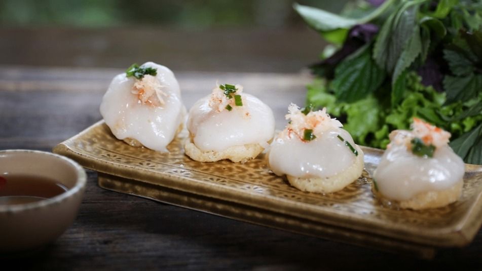 The Newest Food Trend from Vietnam Is Not a Bánh Mì Variation, But A Delicacy Deeply Local