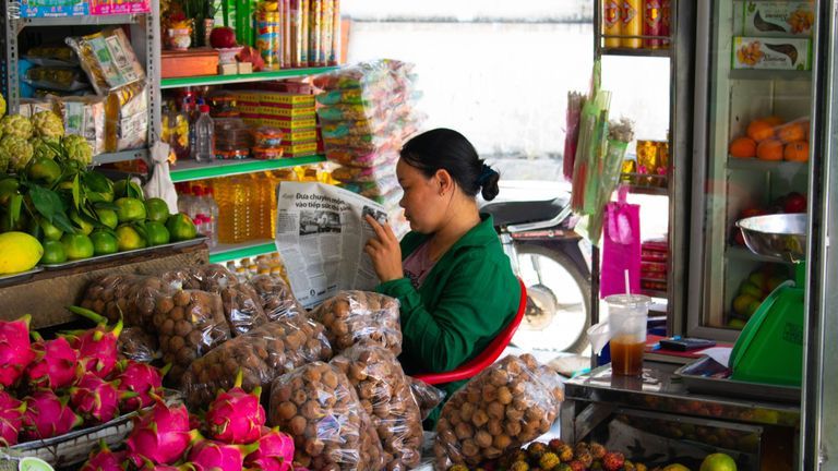 Có mẹ bán tạp hóa dạy tôi điều gì về kinh doanh và khởi nghiệp? 