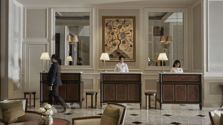 Thăm Mai House, xem nghệ thuật để nhận lời chúc phúc lành