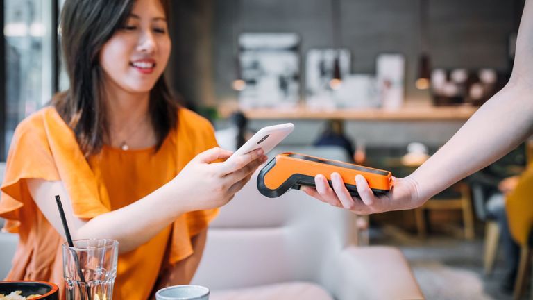 Xu hướng cashless là gì? Liệu Việt Nam có thể trở thành một xã hội không tiền mặt?