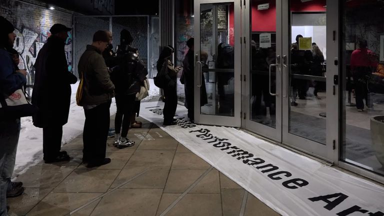 “I don’t hate performance art”, read the banner on the ground outside PSNY on the show night. | Photo by Queenie Si for Performance Space New York