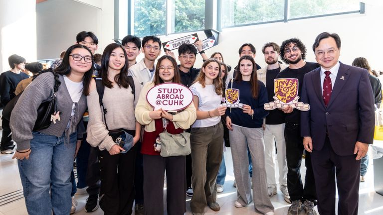 CUHK và khát vọng tái định vị giáo dục sau đại học tại Châu Á