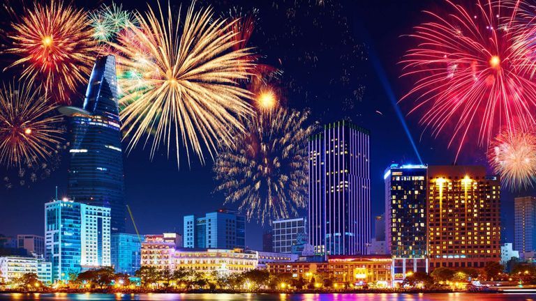 Fireworks light up the Saigon skyline on New Year. | Source: Shutterstock