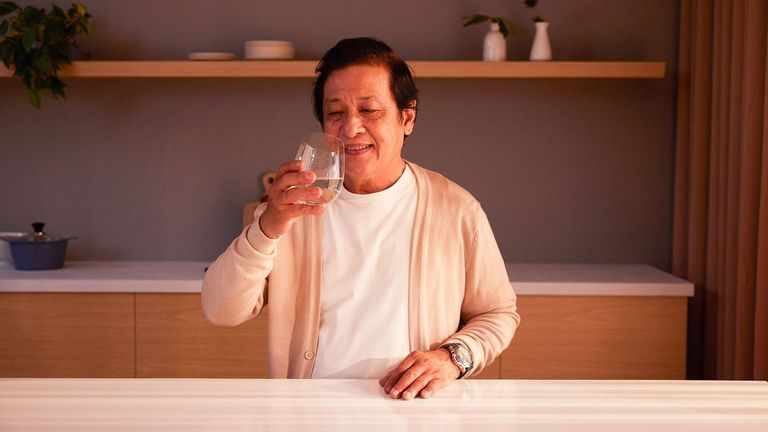 Nước uống chuẩn khoẻ là một trong những bí quyết để người Nhật duy trì sức khoẻ và tuổi thọ | Nguồn: Mutosi