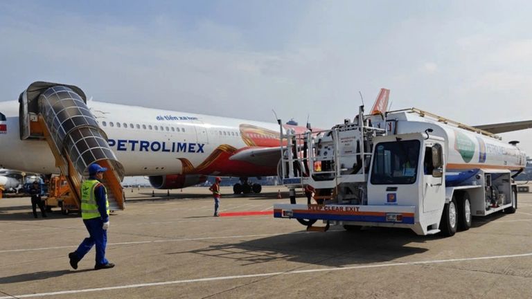 Jet Fuel Shortage Could Push Vietnam Airfares Up 70%