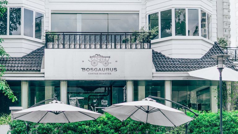 Bosgaurus Coffee: Specialty Coffee and Craft Beer