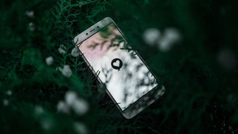Không dùng Tinder, tôi bỏ lỡ những gì