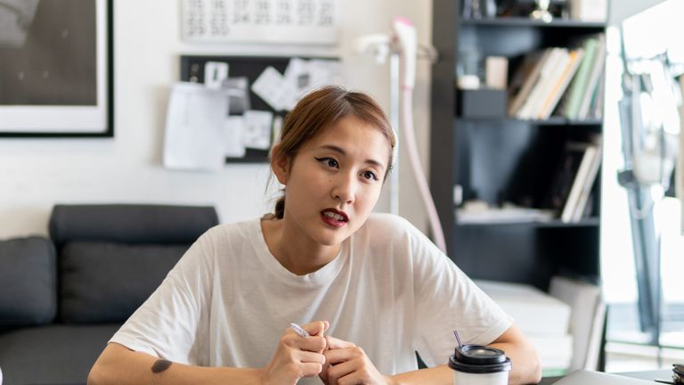Voices of Vietcetera x Julia Đoàn: Kinh doanh qua Instagram