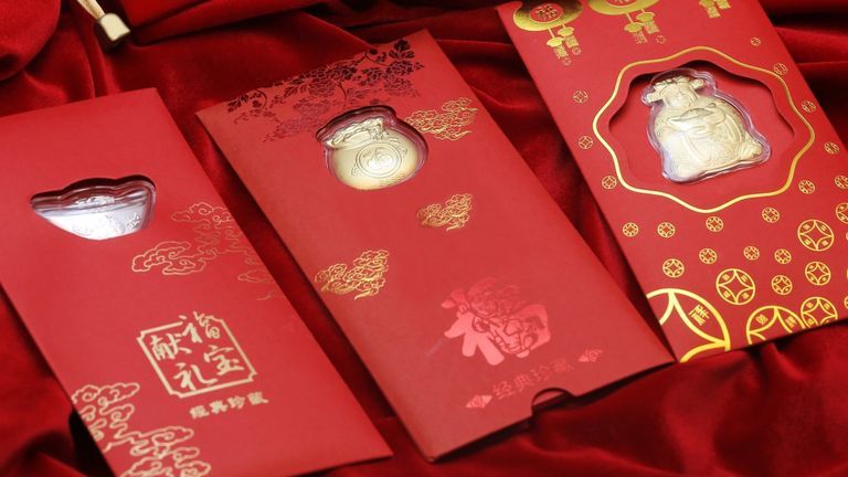 Thưởng Tết bằng hiện vật: Thưởng gì cho thiết thực?