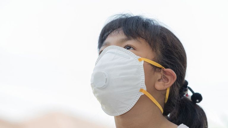 Nghỉ học tránh dịch: Ở nhà một mình, trẻ em nên chuẩn bị gì?