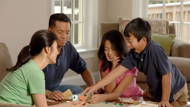 Ở nhà mùa dịch: Gợi ý 7 hoạt động vui - khoẻ - có ích
