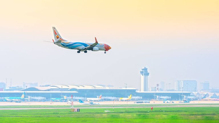 Boeing projects the need for 43,110 new commercial airplanes and the demand for aftermarket services to be equivalent to US$9 trillion over the next two decades.