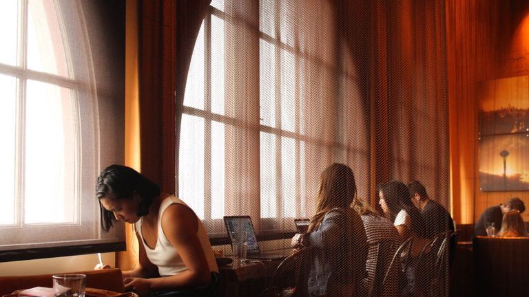 Cẩm nang giữ hình tượng khi làm việc tại quán cà phê