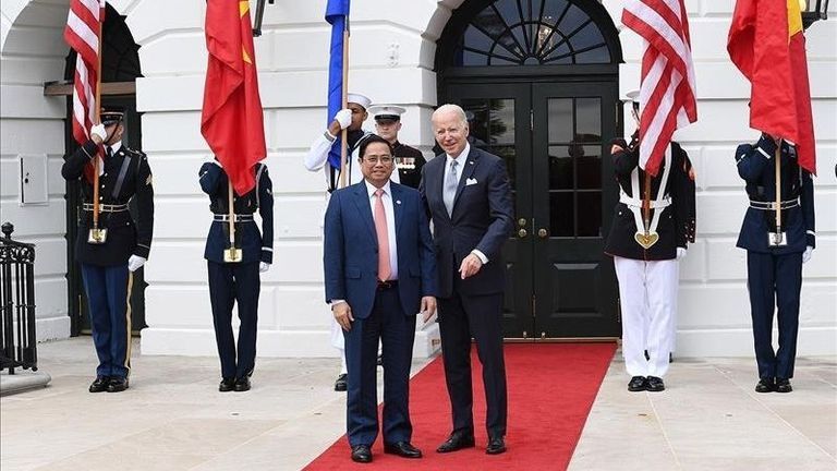 PM Pham Minh Chinh with US President Joe Biden | Source: VNA