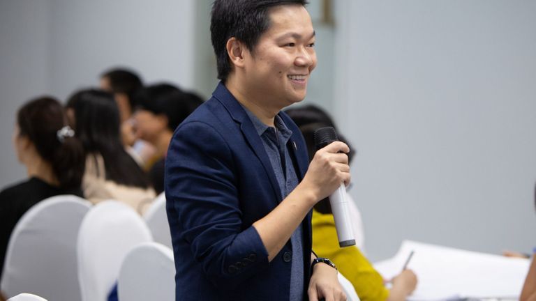 Tiến sĩ Nguyễn Chí Hiếu