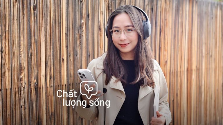 Chi Nguyễn - The Present Writer