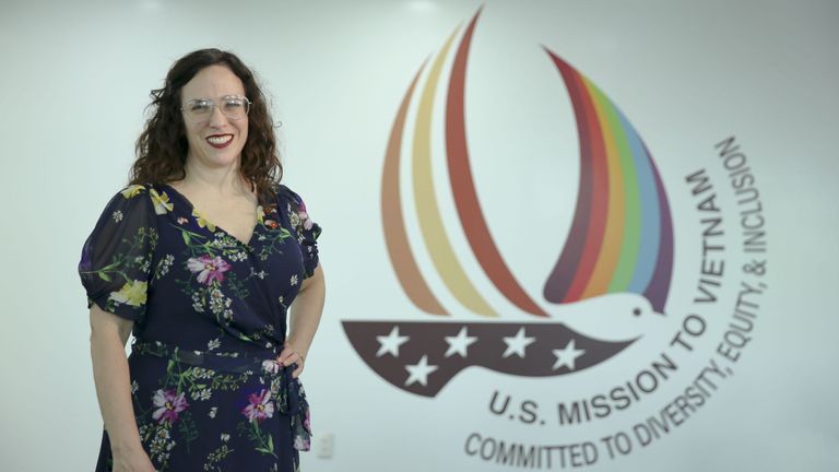 Jessica Stern, U.S. Special Envoy to Advance the Human Rights of LGBTQI+ Persons. | Source: Bobby Vũ for Vietcetera