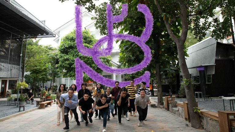 Tập thể nhóm Ươm | Nguồn: Ươm Art Hub
