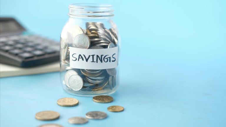 Giữa vô vàng các ứng dụng Fintech hiện nay, đâu là lựa chọn phù hợp nhất để bắt đầu hành trình tự do tài chính? | Nguồn: Pexels