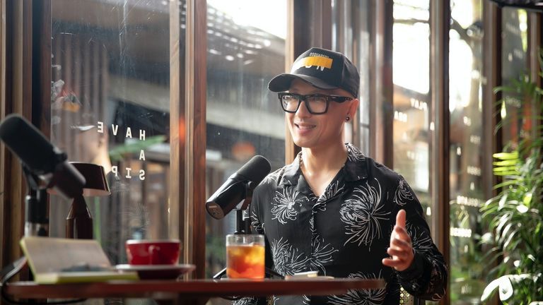 Chris Do is an Emmy award-winning designer, director, CEO and Chief Strategist of Blind and the founder of The Futur. | Source: Vietcetera